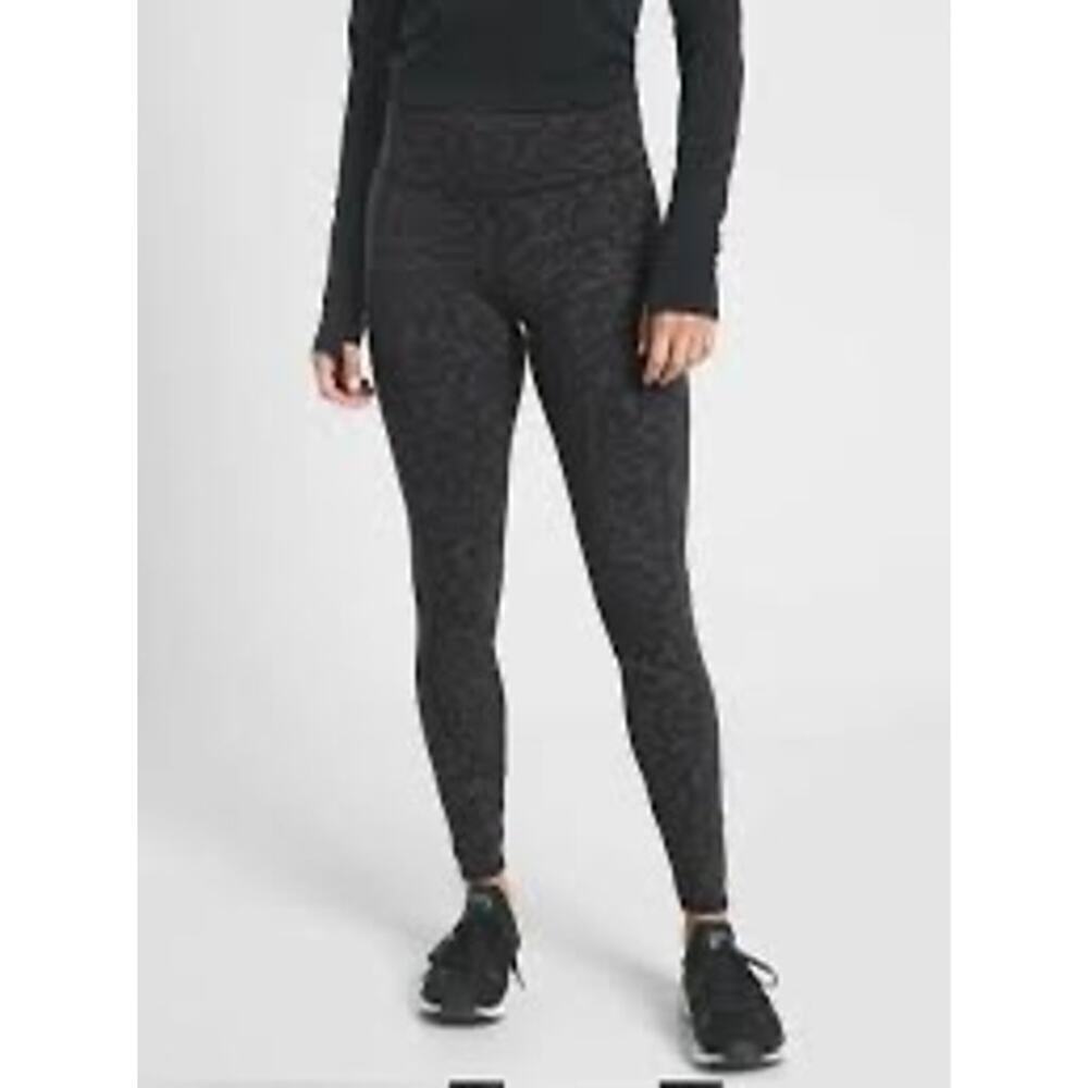 Athleta Rainier Printed Lynx Reflective Tights Womens Small in Black Running